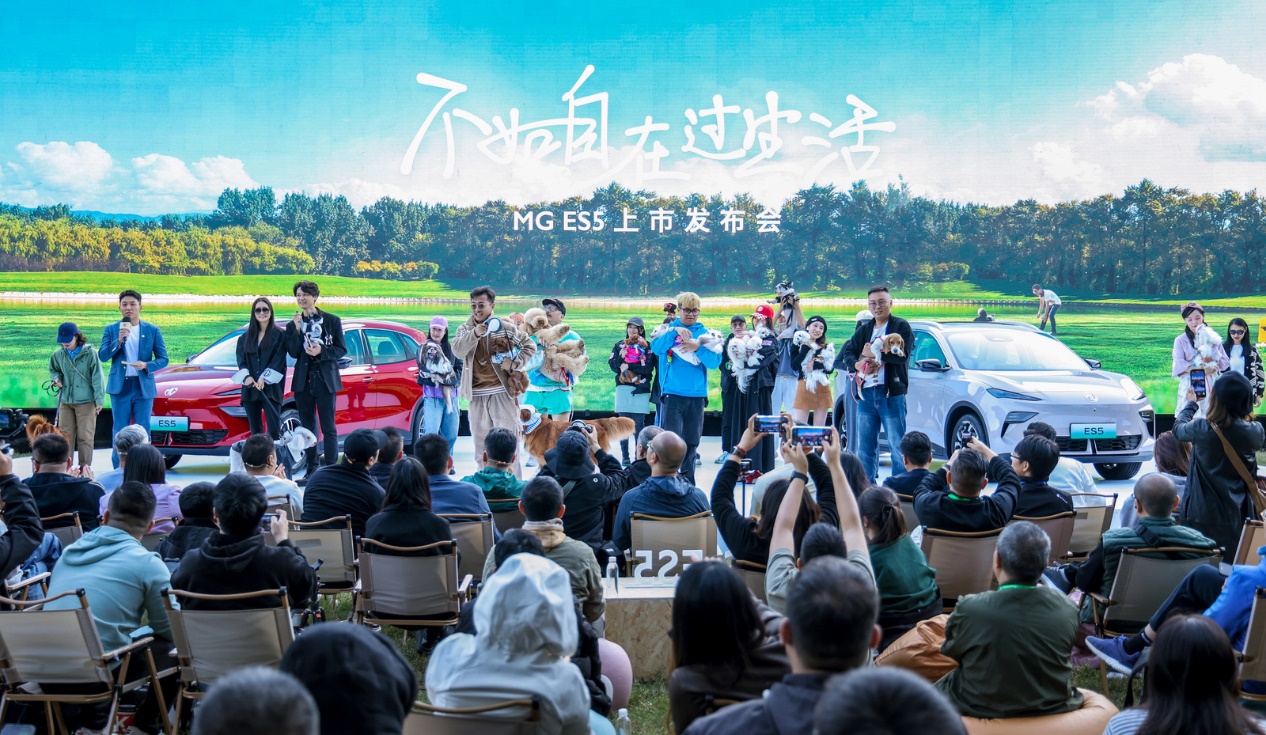 https://oss-beijing-m8.openstorage.cn/cloud-gc/wx/official-account/image/2024-11-08/04bbe1711a6f46d1ada9d743d838306b.jpeg