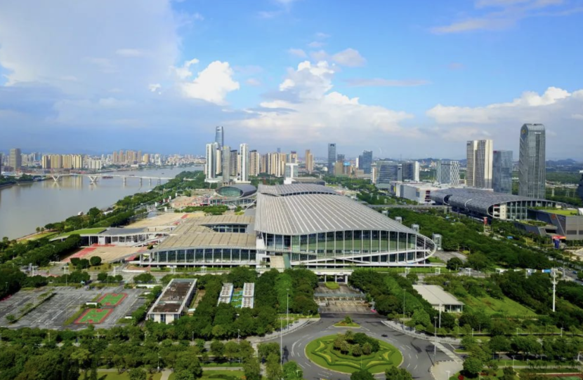 https://oss-beijing-m8.openstorage.cn/cloud-gc/wx/official-account/image/2024-11-14/721af2472f8c4f328f5d8aeacee707b4.png