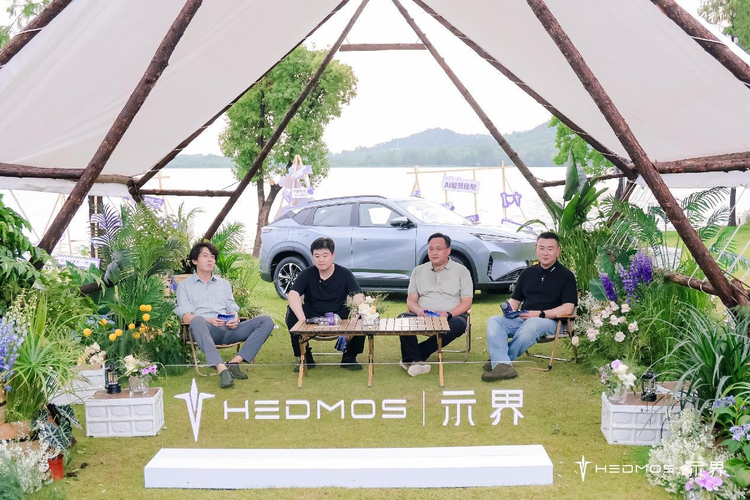 https://oss-beijing-m8.openstorage.cn/cloud-gc/wx/official-account/image/2025-05-22/2c66d6087108430fbe96d7ae315cb28e.png