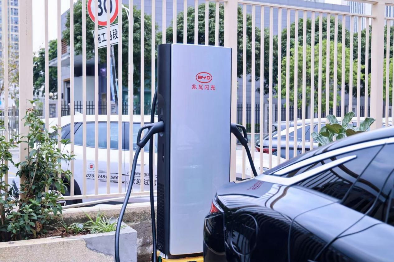 https://oss-beijing-m8.openstorage.cn/cloud-gc/wx/official-account/image/2025-06-17/de7924ea14e34ceab245add5bcd702c0.jpeg